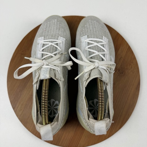 Nike Women’s VaporMax Flyknit Sneakers — Cream/White - Picture 5 of 9